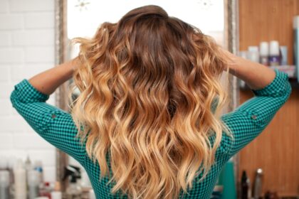 Balayage vs Ombre: Ποια τεχνική ταιριάζει καλύτερα στα μαλλιά σου;