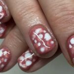 Salami Nails: Η Νέα Εκκεντρική Τάση στο Μανικιούρ που Έγινε Viral!