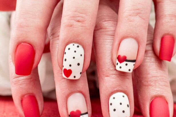 Love is in the Nails: Τα πιο hot nail trends για τον Άγιο Βαλεντίνο