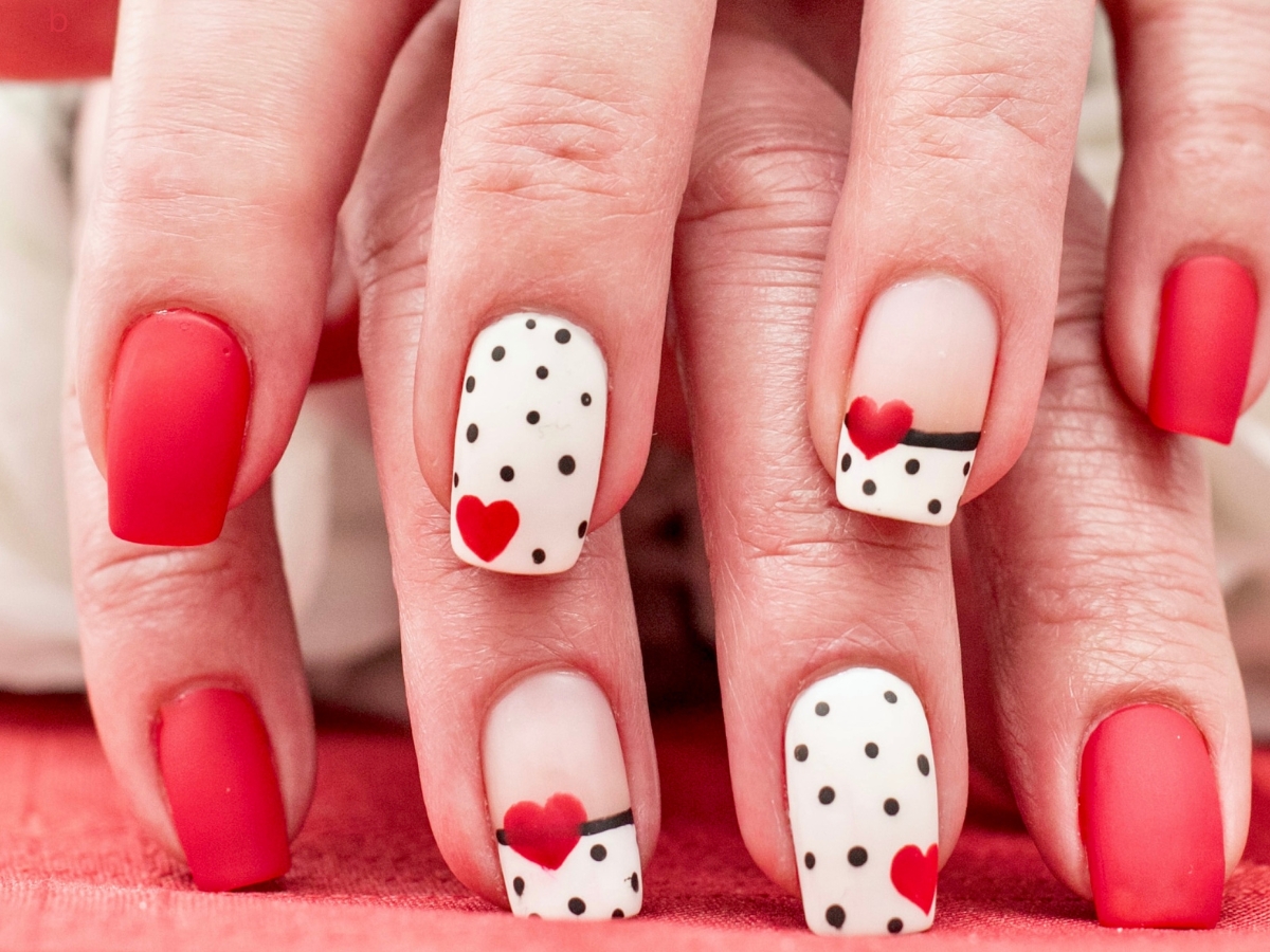 Love is in the Nails: Τα πιο hot nail trends για τον Άγιο Βαλεντίνο