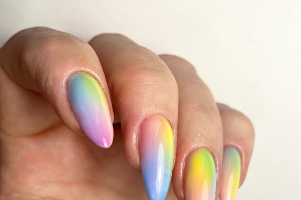 Πώς να πετύχεις το ombre nail art μόνο με ένα σφουγγαράκι – Ο απόλυτος οδηγός!