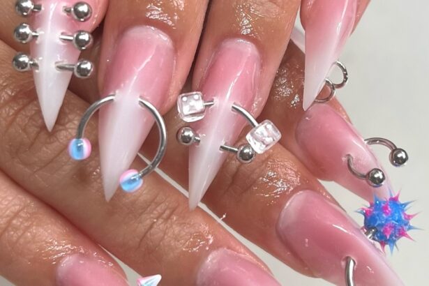 Τα πιο παράξενα nail trends που κατέκτησαν το TikTok