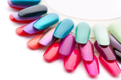 Οδηγός Nail Shapes: Πώς να Επιλέξεις το Ιδανικό Σχήμα Νυχιών για τα Χέρια σου