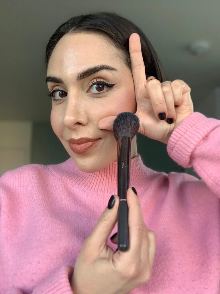 Το viral blush hack του TikTok που όντως δουλεύει