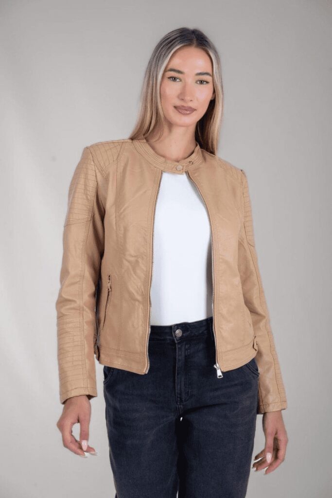 Οι πιο κομψές camel αποχρώσεις για φθινοπωρινά outfits