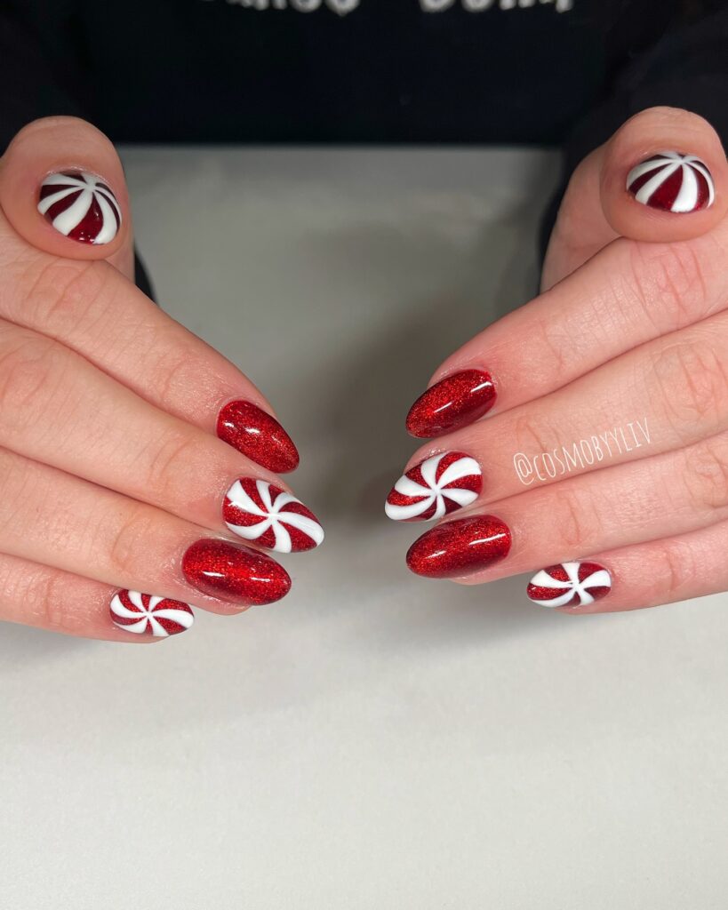Candy Cane Nails, το trend που έχει κατακτήσει το Instagram