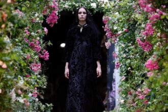 Η νέα καμπάνια της Dior που αποθεώνει τη φυσική ομορφιά - credit ΑΠΕ-ΜΠΕ