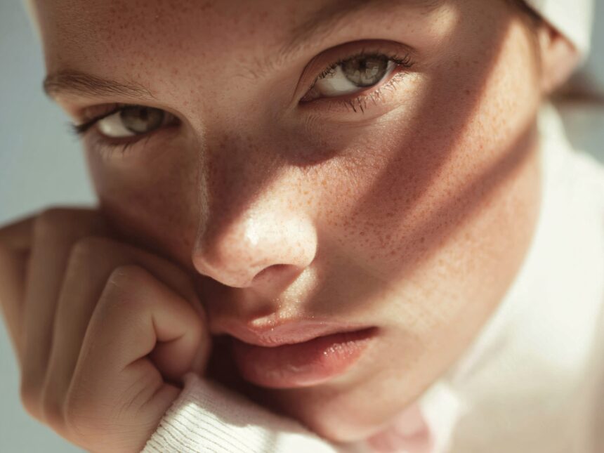 Πώς να δείχνεις ξεκούραστη χωρίς μακιγιάζ