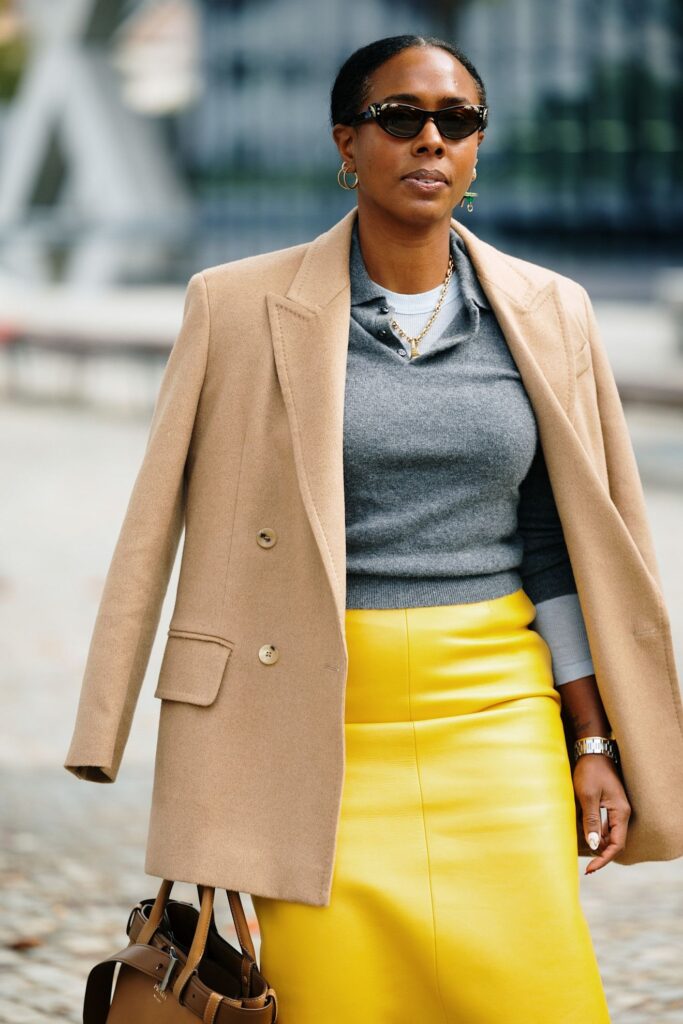 Οι πιο κομψοί συνδυασμοί για γκρι πλεκτό