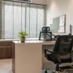 Η «ήσυχη αυτοπεποίθηση» γίνεται το νέο trend στη δουλειά