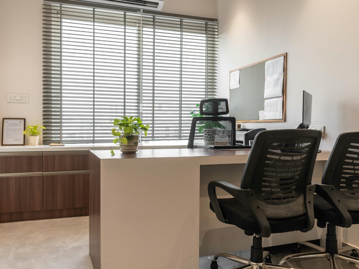 Η «ήσυχη αυτοπεποίθηση» γίνεται το νέο trend στη δουλειά