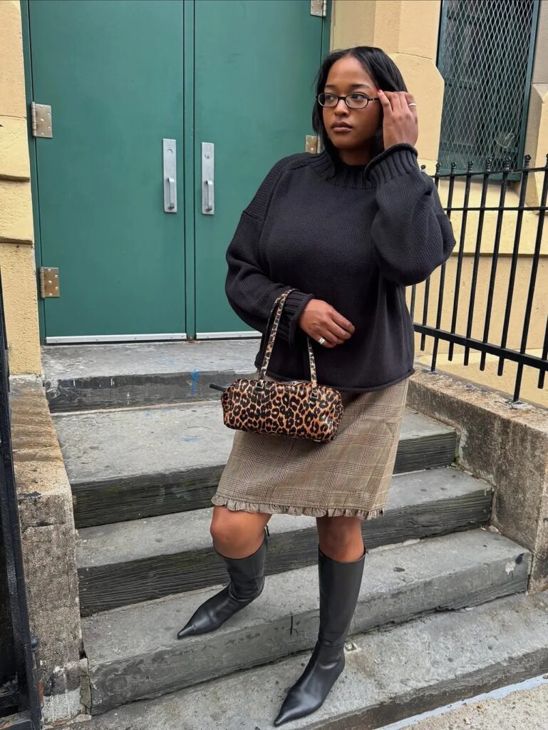 Πώς να φορέσεις μακριές μπότες με φούστα