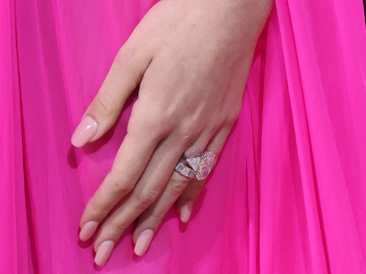 Το nude μανικιούρ που δείχνει πάντα πολυτελές