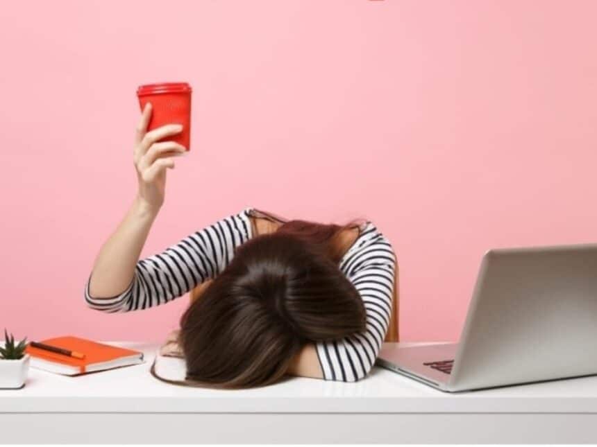 Το "quiet quitting" επιστρέφει σε νέα μορφή