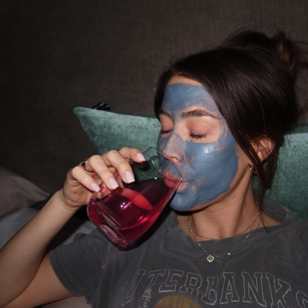 Βραδινή ρουτίνα περιποίησης για βαθιά θρέψη της επιδερμίδας