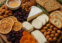 Χειμερινό πλατό με υγιεινές επιλογές: ξηροί καρποί, αποξηραμένα φρούτα και ελαφριά τυριά