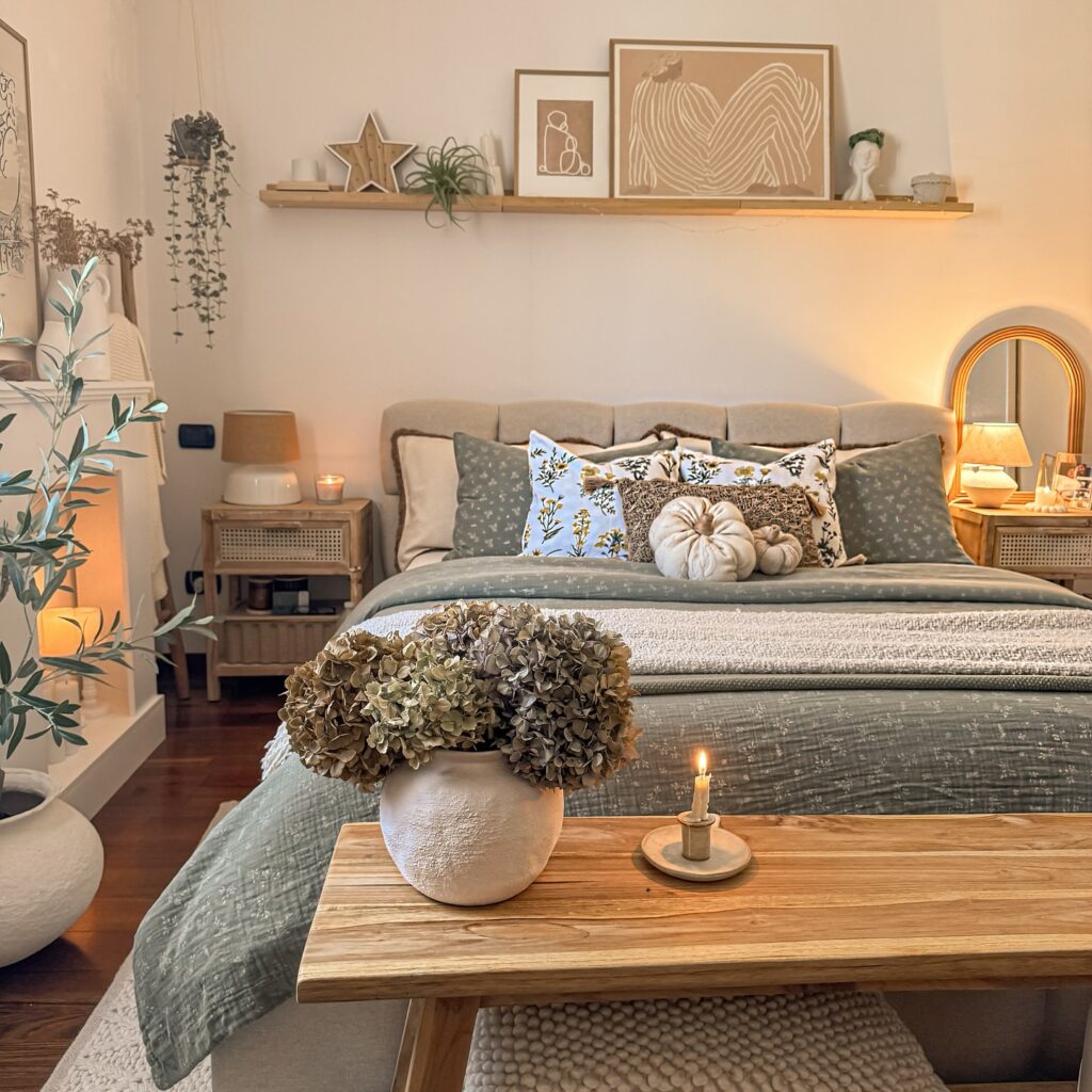 Κομψή ζεστασιά στο υπνοδωμάτιο: Πώς να το κάνεις cozy με λίγα στοιχεία
