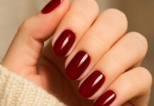 Cranberry nails για λαμπερό και εορταστικό χειμερινό στιλ