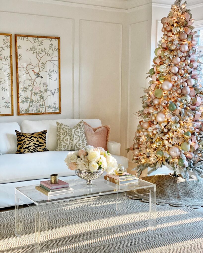 Κομψές girly πινελιές στη χριστουγεννιάτικη διακόσμηση για απαλό, ζεστό αποτέλεσμα