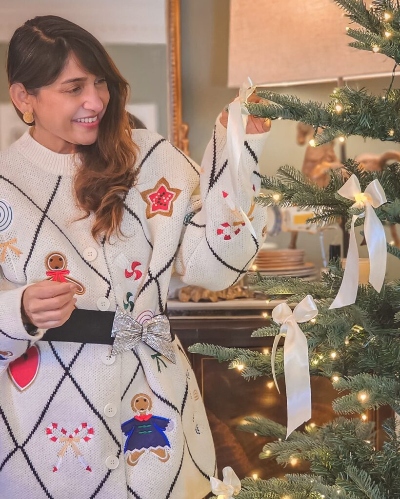 Cozy Holiday Sweaters: Τα πλεκτά που φέρνουν αμέσως χριστουγεννιάτικη μαγεία