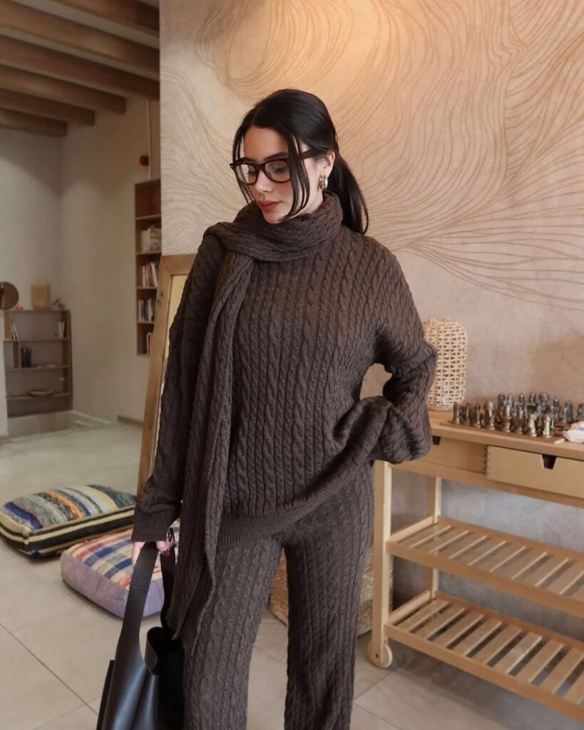 Knitted co-ords: Σετ πλεκτών για cozy αλλά στιλάτες εμφανίσεις