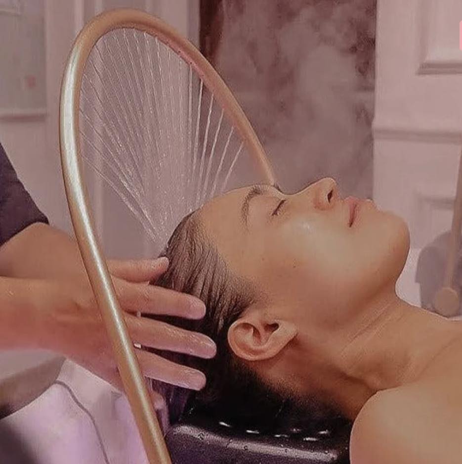 Κάθε πότε πρέπει πραγματικά να λούζεις τα μαλλιά σου, σύμφωνα με τις ανάγκες τους