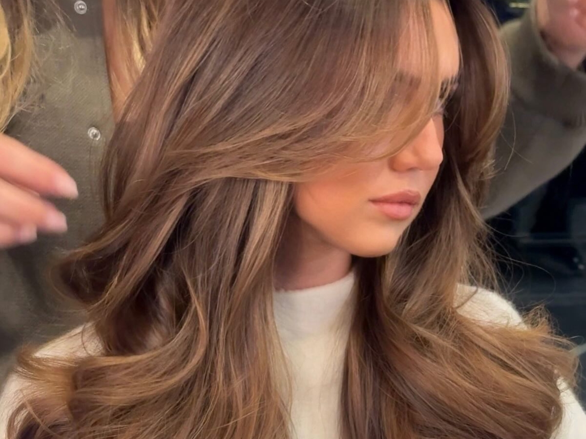 Μελί καστανό: Η πιο γλυκιά χειμερινή απόχρωση που χαρίζει ζεστασιά και φωτεινότητα