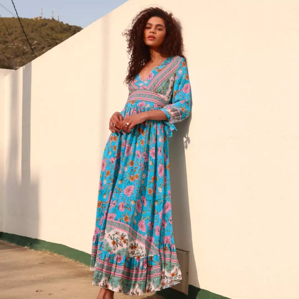 Boho φόρεμα άνοιξη 2026: Η τάση που επιστρέφει πιο κομψή και σύγχρονη από ποτέ