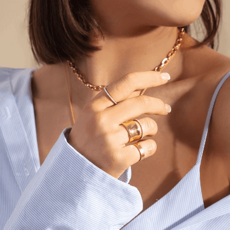 Τι να φορέσω σε επαγγελματικό ραντεβού όταν δε θέλω ταγέρ