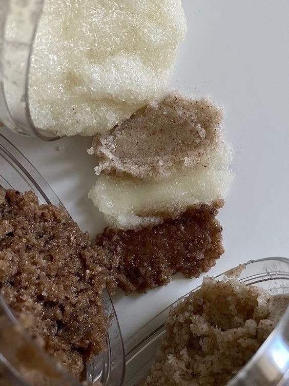 DIY Ginger Sugar Scrub: Απολέπιση με τζίντζερ και ζάχαρη για απαλή επιδερμίδα