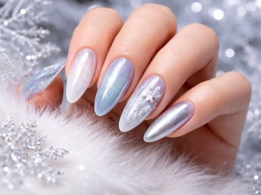 Icy nails: το απόλυτο μανικιούρ για τον χειμώνα του 2026