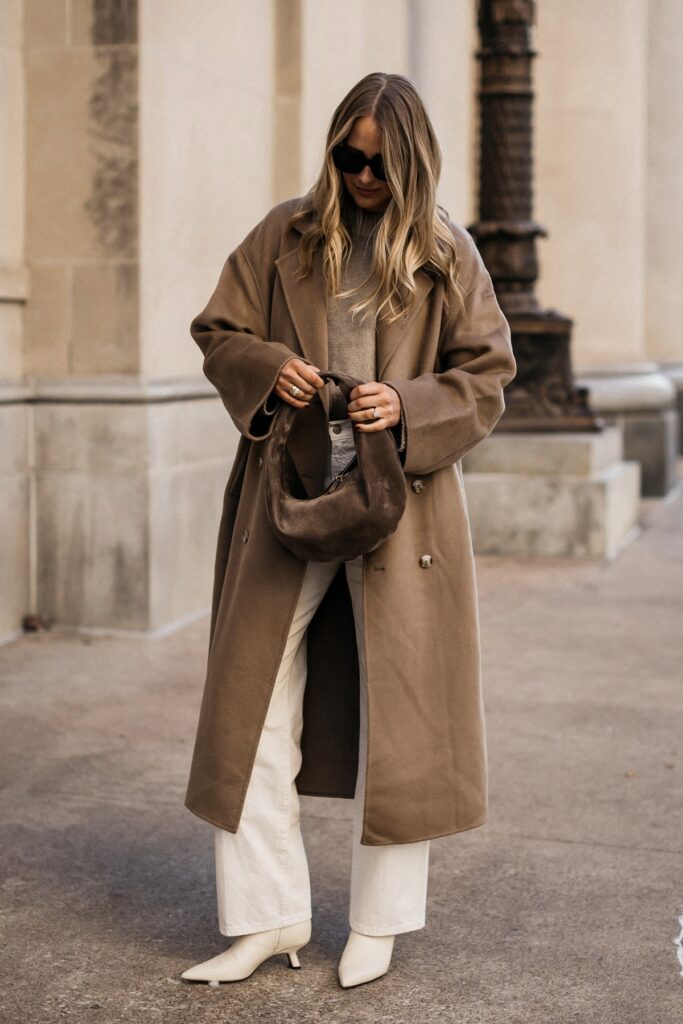 Γιατί τα ήσυχα outfits κερδίζουν έδαφος στο street style