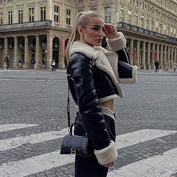 Κοντά jackets με μαλακή γραμμή για καθημερινό layering