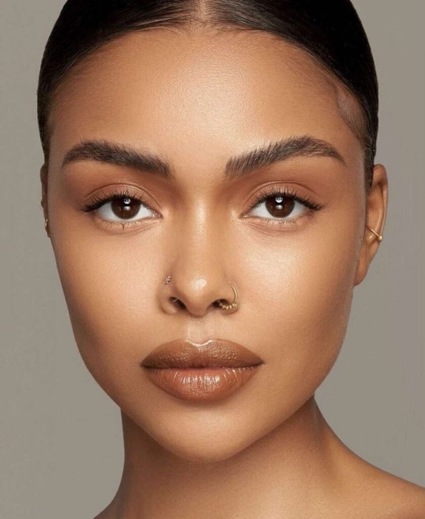 Το μακιγιάζ που δείχνει όμορφο και σε φυσικό φως