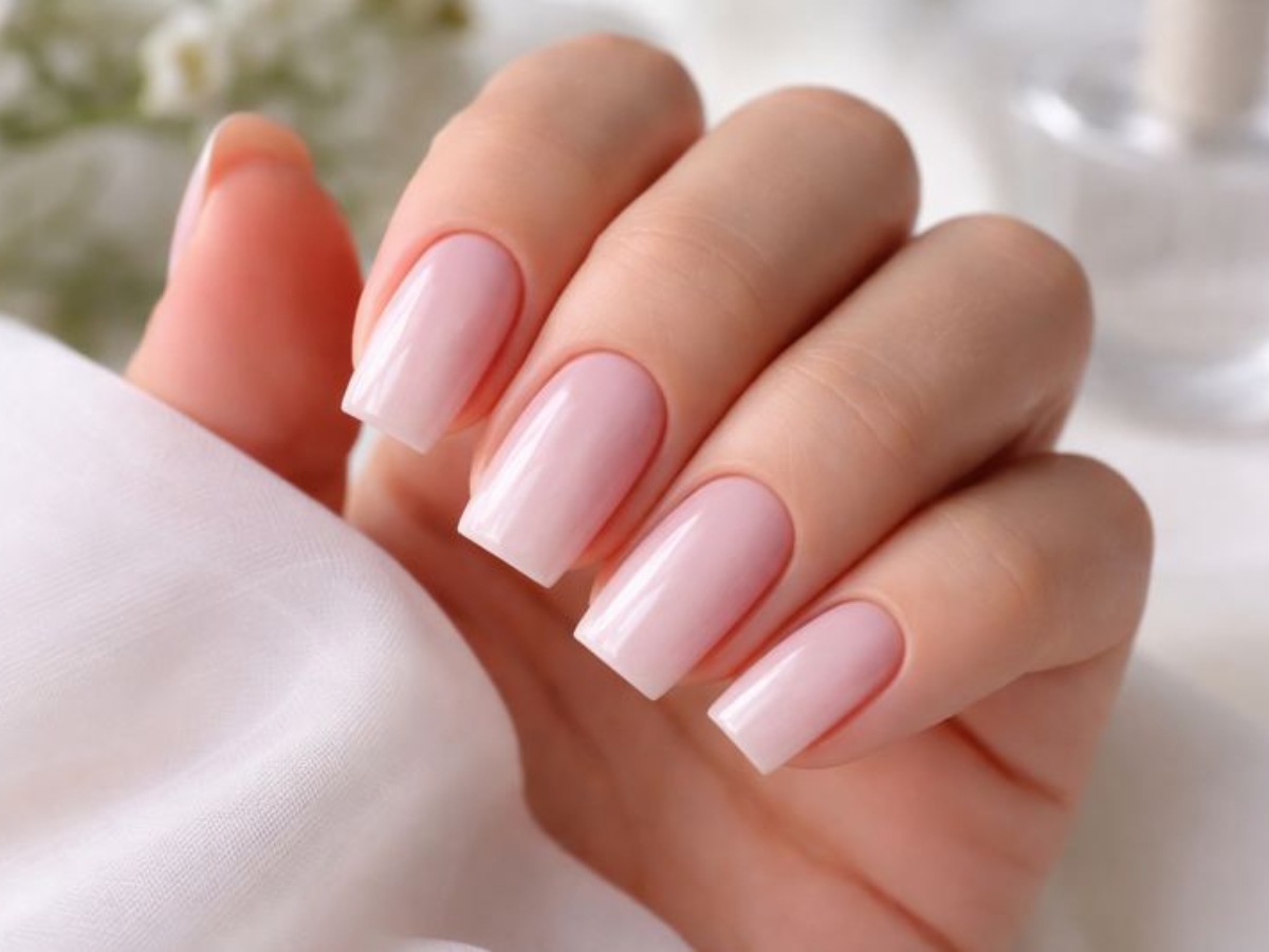 Milky pink με τετράγωνο σχήμα για καθαρό αποτέλεσμα