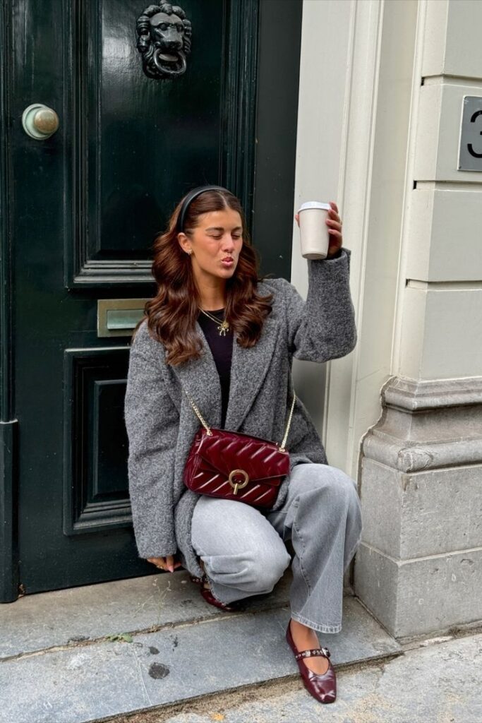 Τσάντες σε βαθύ μπορντό: Το χρώμα που αντικαθιστά το μαύρο