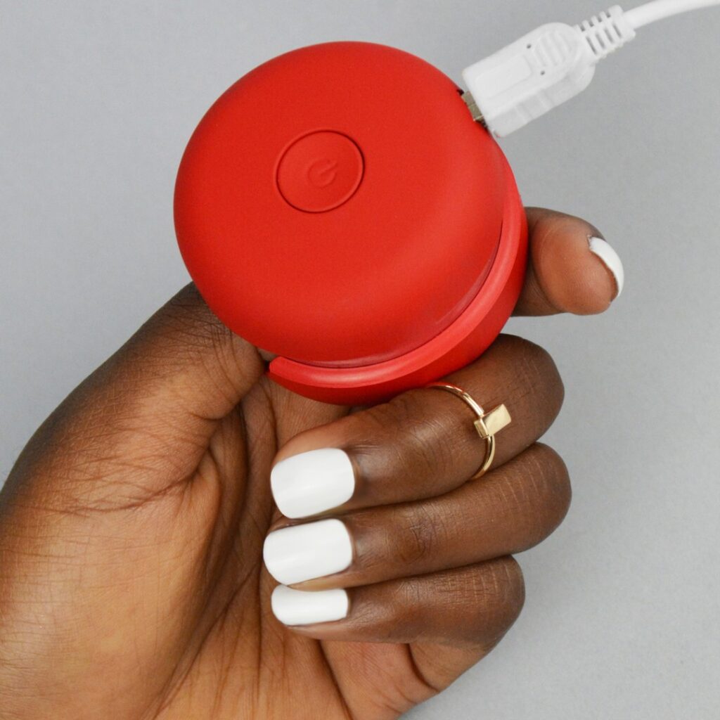 Opaque white νύχια: το καθαρό λευκό που αντικαθιστά το γαλλικό