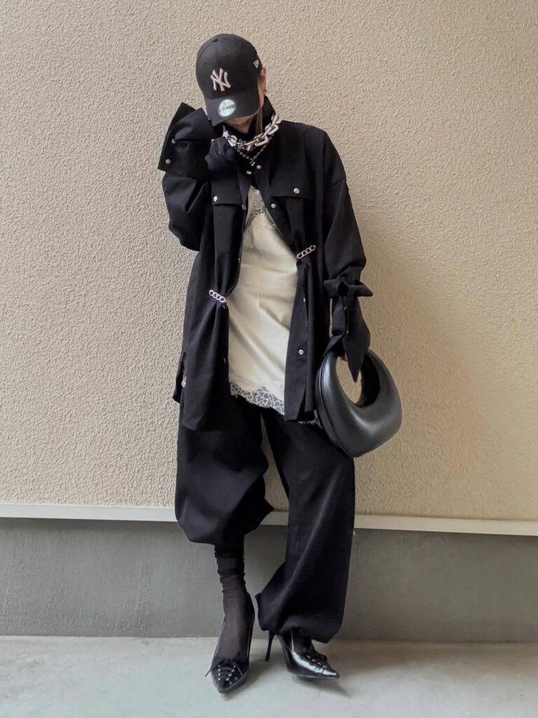 Πώς να φορέσεις slip φόρεμα το χειμώνα και να εντυπωσιάσεις