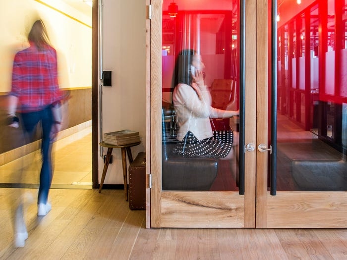 Δεν είσαι υπερβολική, απλώς δε σε άκουσαν ποτέ