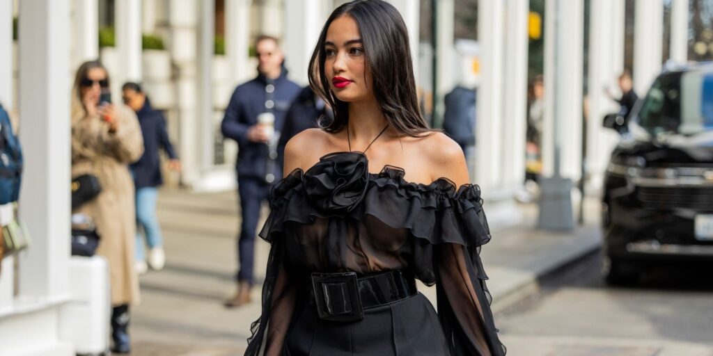 30 Ανοιξιάτικα Outfit Που Κάνουν Κάθε Γυναίκα να Δείχνει πιο Ψηλή και Κομψή