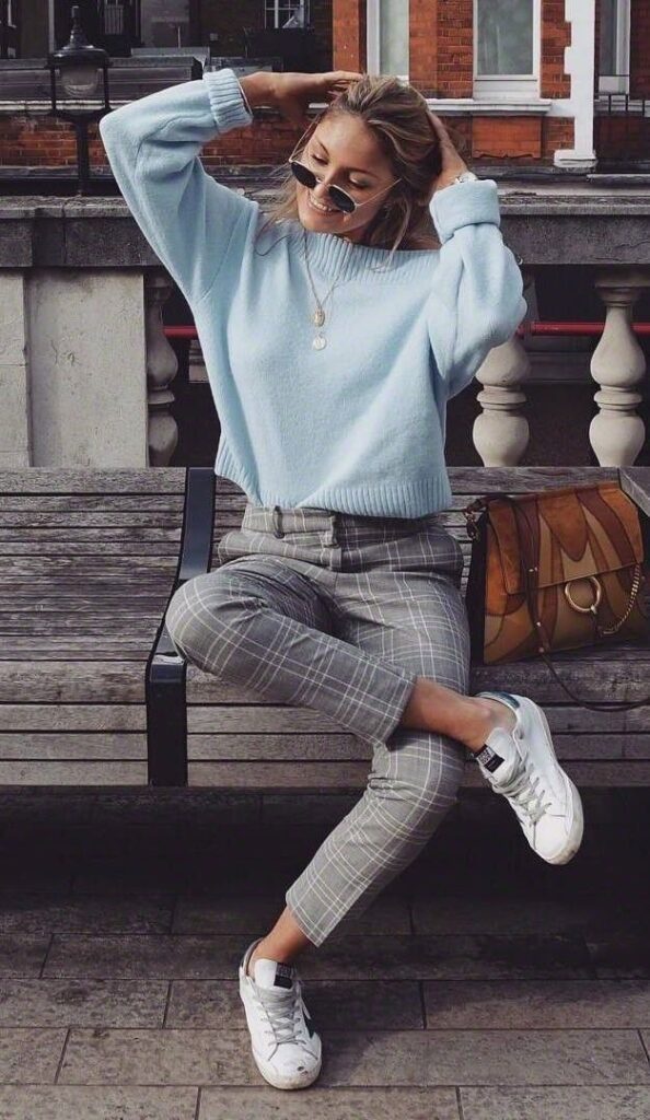 Baby Blue: 21 Τρόποι Να Το Φορέσεις Και Να Δείχνεις Πιο "Φωτεινή"