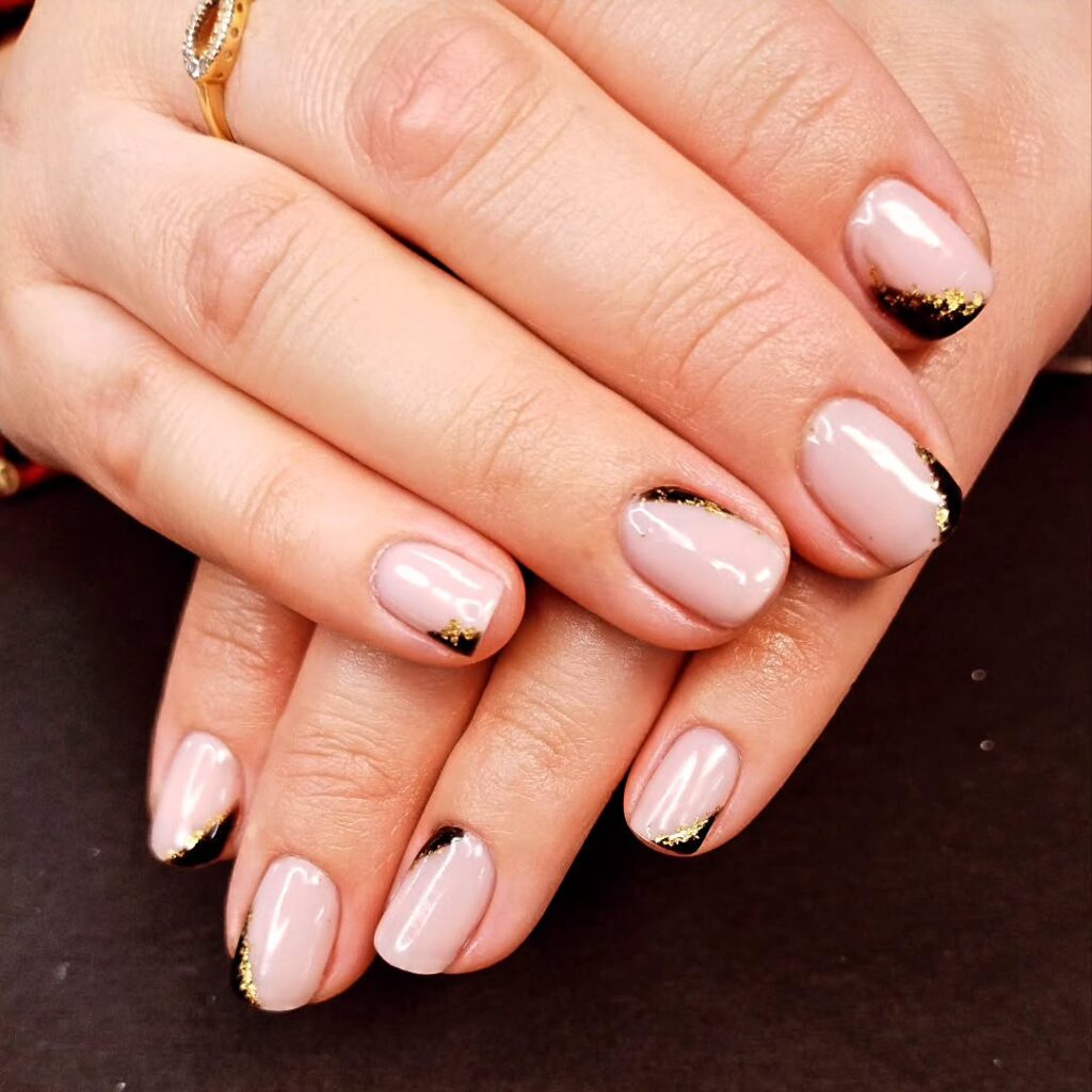 French Manicure 2026: 17 Μοντέρνες Παραλλαγές Που Θα Βλέπεις Παντού