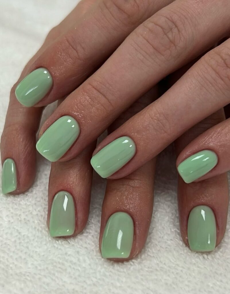 Τα πιο δημοφιλή χρώματα μανικιούρ για το 2026: Οι τάσεις που θα βλέπεις παντού στα νύχια