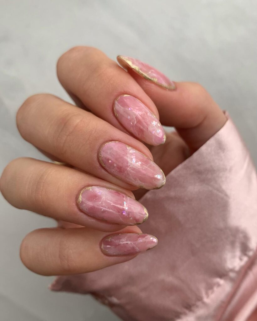 27 ιδέες μανικιούρ που θα κυριαρχήσουν την άνοιξη 2026 (και ταιριάζουν σε όλα)