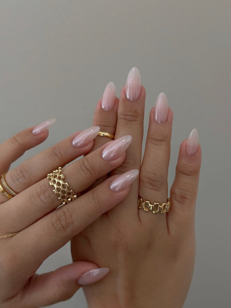 27 ιδέες μανικιούρ που θα κυριαρχήσουν την άνοιξη 2026 (και ταιριάζουν σε όλα)