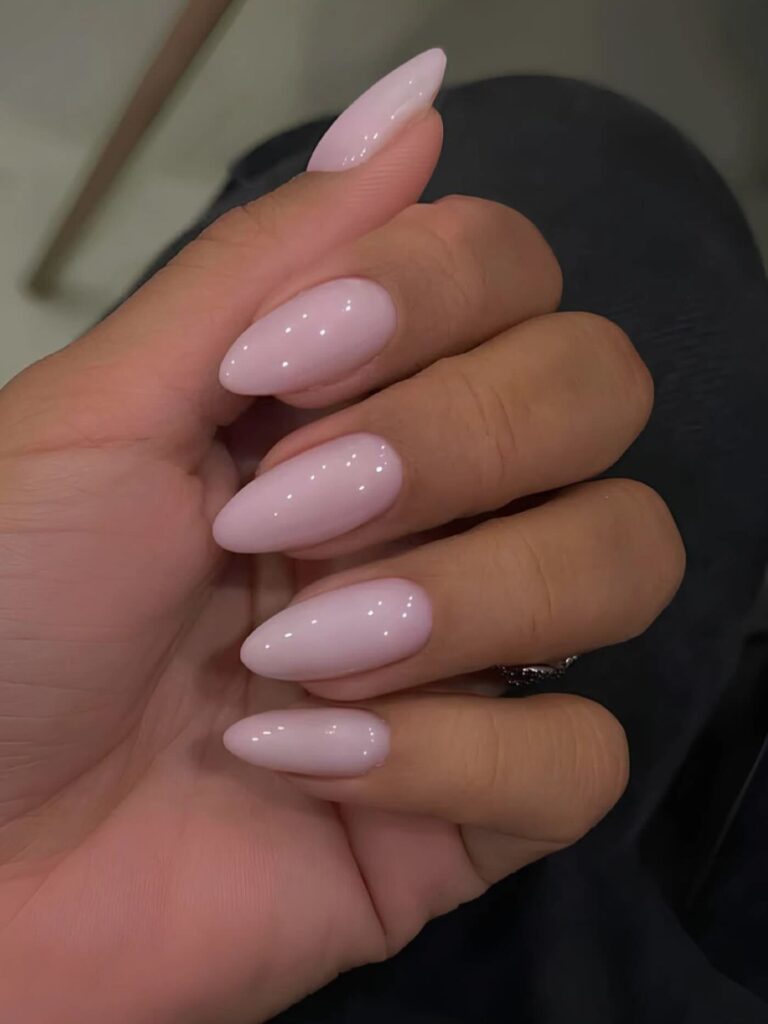 27 ιδέες μανικιούρ που θα κυριαρχήσουν την άνοιξη 2026 (και ταιριάζουν σε όλα)