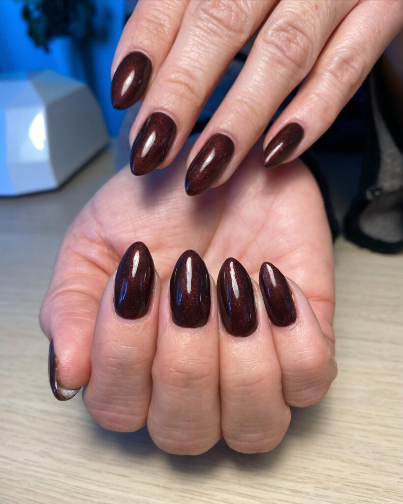 Nail Trends 2026: 33 Ιδέες Που Θα Κυριαρχήσουν (από "καθαρά" έως bold)