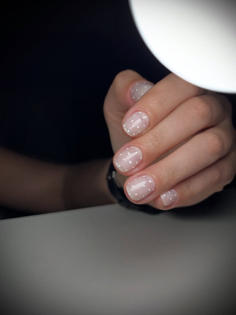 Nail Trends 2026: 33 Ιδέες Που Θα Κυριαρχήσουν (από "καθαρά" έως bold)