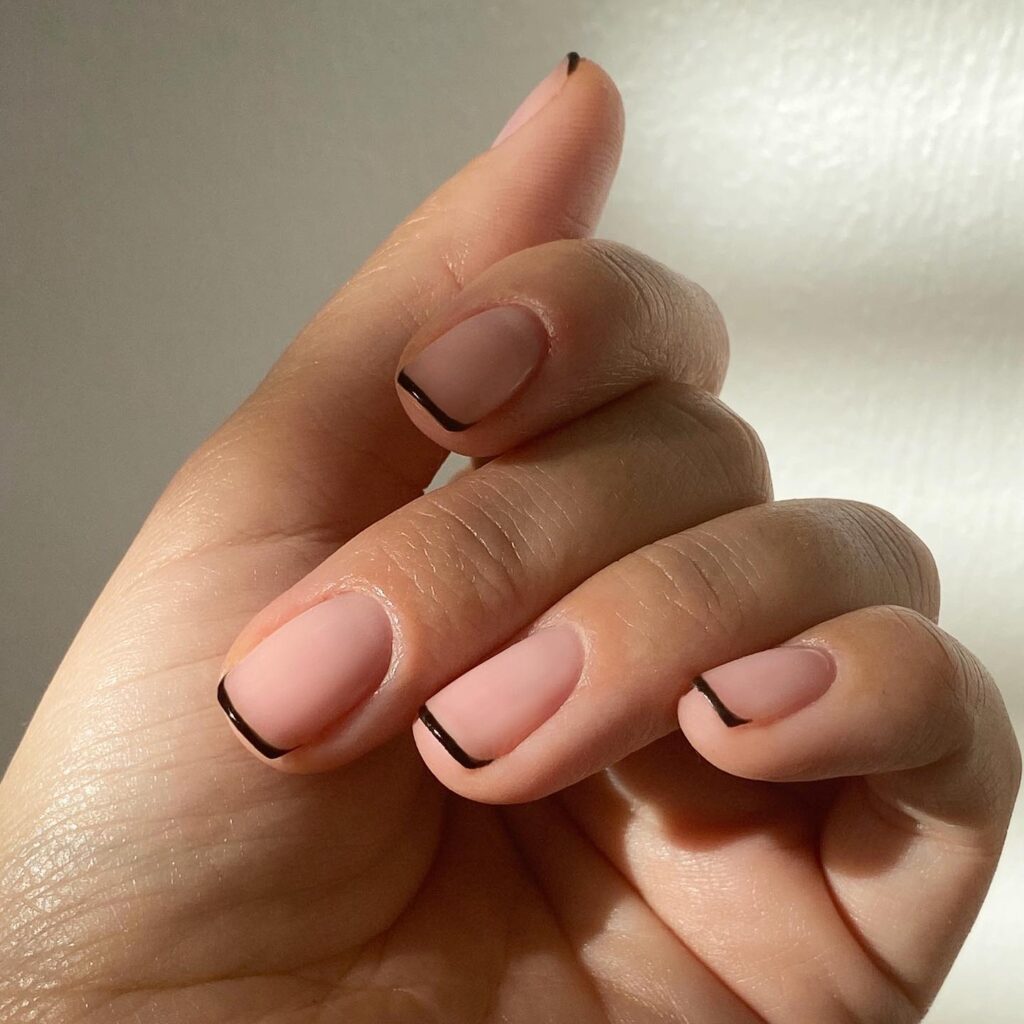 Nail Trends 2026: 33 Ιδέες Που Θα Κυριαρχήσουν (από "καθαρά" έως bold)