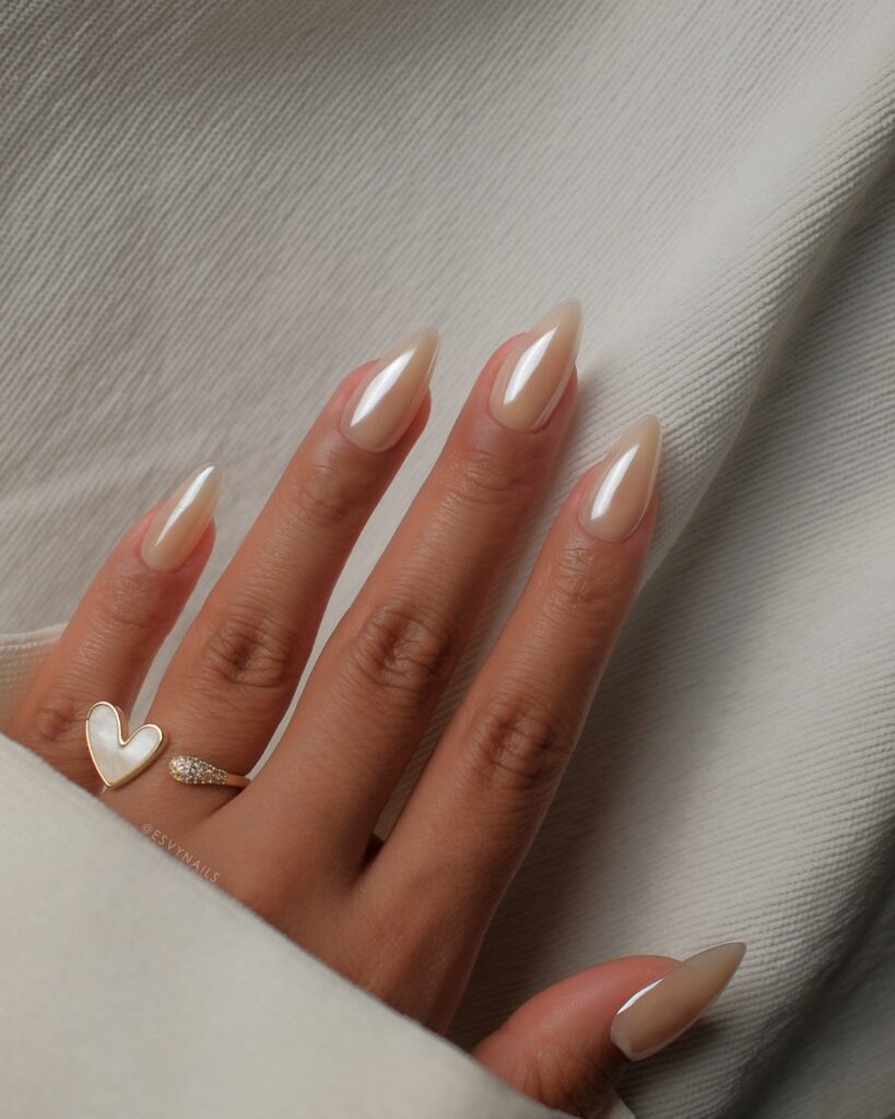 Nail Trends 2026: 33 Ιδέες Που Θα Κυριαρχήσουν (από "καθαρά" έως bold)